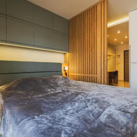 Apartman Lux Studio, To Old Town *